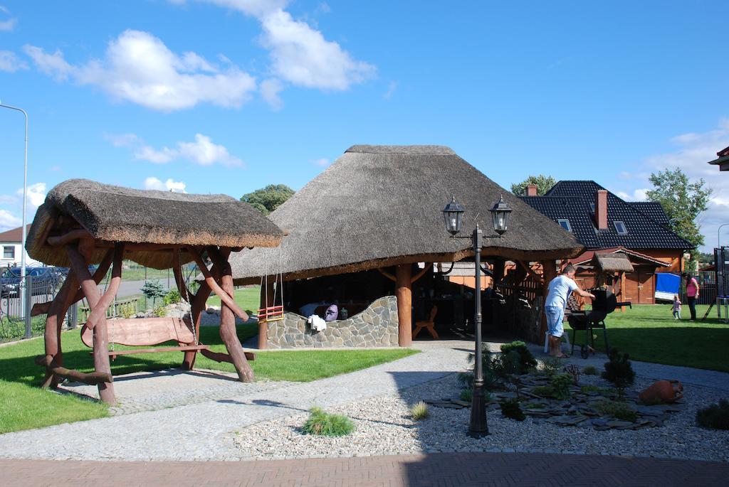 Pokoje Goscinne U Anety Wicko  ภายนอก รูปภาพ